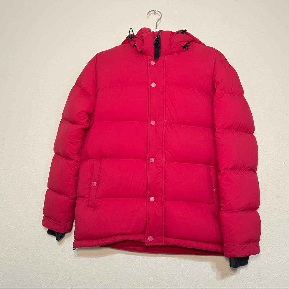 Aritzia TNA The‎ Super Puff Original Matte Down Jacket Size XS Catalina Red